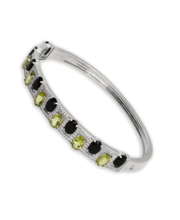 PUL.925ML. BANGLE DOBLE HILERA DE OLVINAS Y OBSIDIANAS OVALADAS ENGASTADAS CON CIRCONITAS.